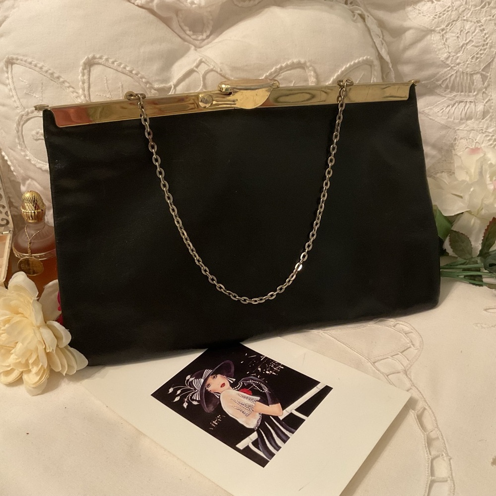 VINTAGE 1960’s BLACK LEATHER WRISTLET/CLUTCH BY BLOCK, EXCELLENT CONDITION